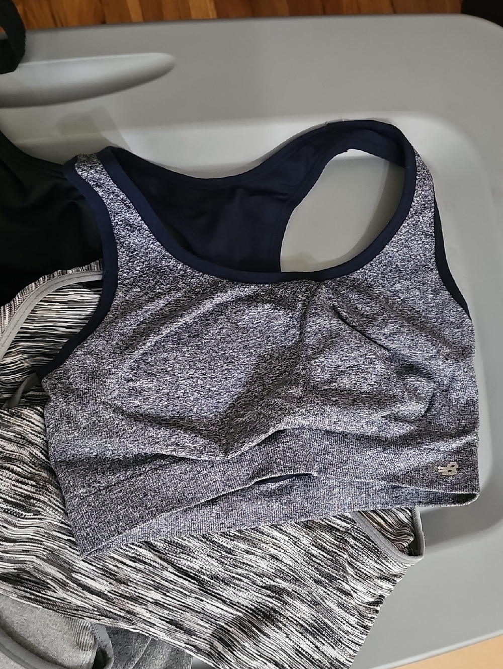 7 Work Out Crop Tops Nike,under Armour,everlast,avia,champion - Picture 10 of 13